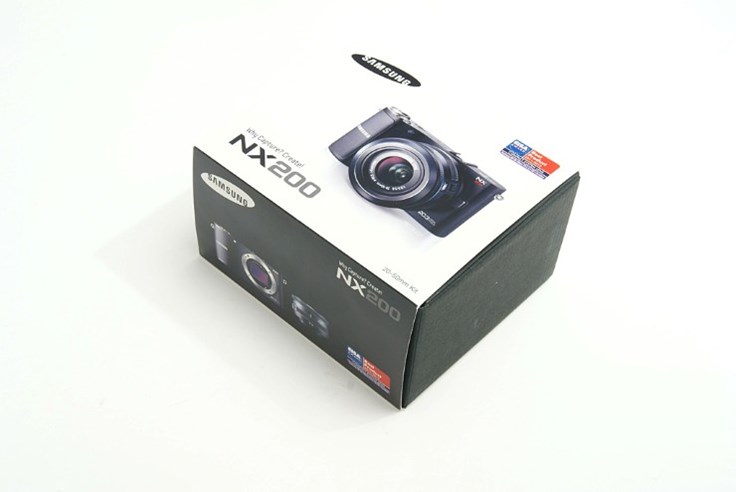 Samsung NX200 (1)_1.jpg